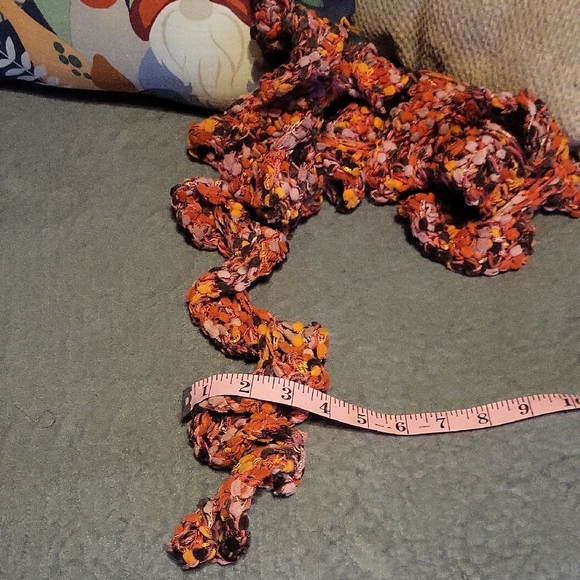 Pink Ruffle Scarf - Picture 4 of 4
